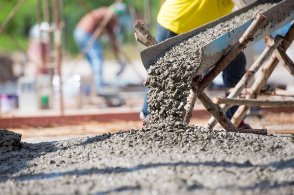 Backyard Concrete Pouring in Longmont